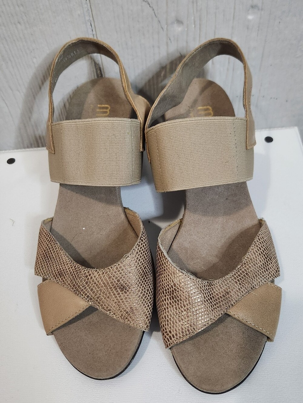 Munro Darling Mixed Finish Slingback Sandal In Taupe Metallic Combo Size 6.5